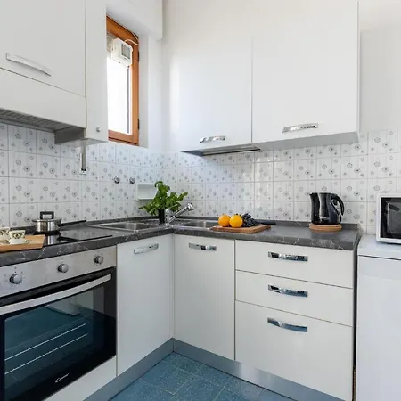 Quiet And Bright Flats With Balcony * Pisa
